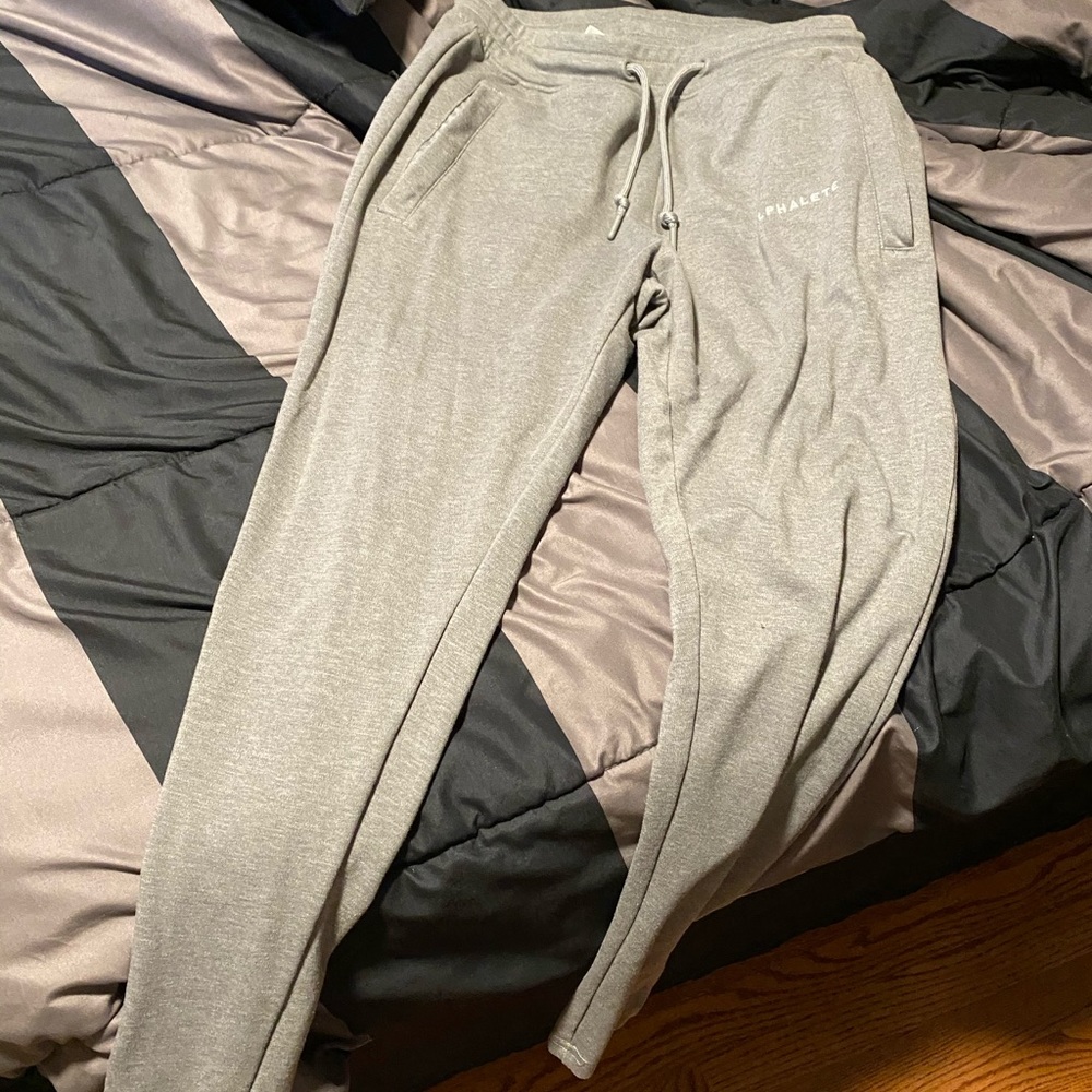 Alphalete joggers
